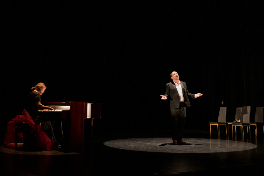 ou on va papa piano auriane durand scénographie paul production michel duchemin isabelle zanotti philippe mathé roman jean louis fournier