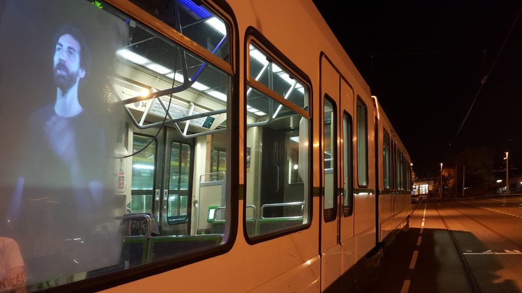 D'encre est la nuit tramways nantes semitan collectif 3h du soir auriane durand iokanaan vidéo participatif vision projection installation artistique