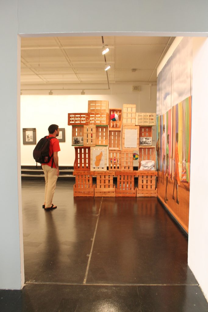 couleurs malgache exposition cosmopolis nantes scénographie festival hetsika culture madagascar